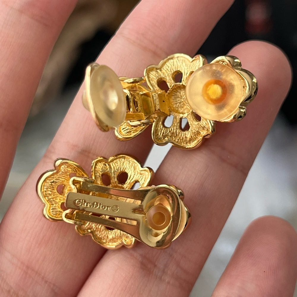 Vintage Christian Dior Lace Ribbon Flower Bow Tie Rhinestone Hoop Gold Earrings - Picture 7 of 7